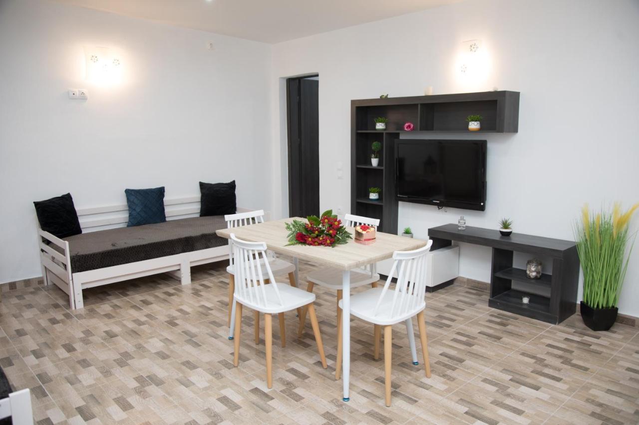 Apartament Village Anto